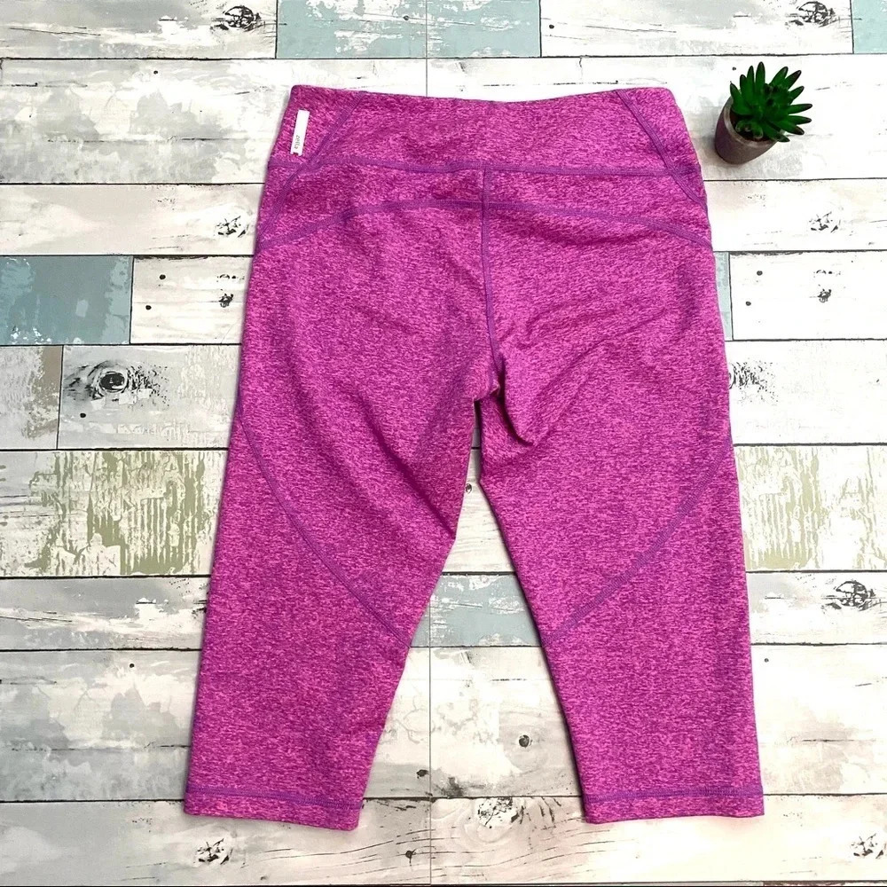 ZELLA Pink/Purple Workout Capri Leggings - Picture 8 of 8
